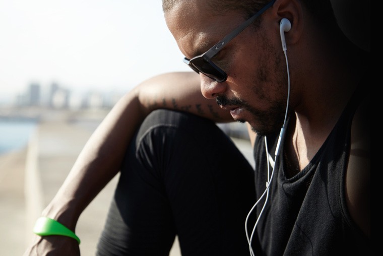 Male Inspiration : Black trendy sunglasses